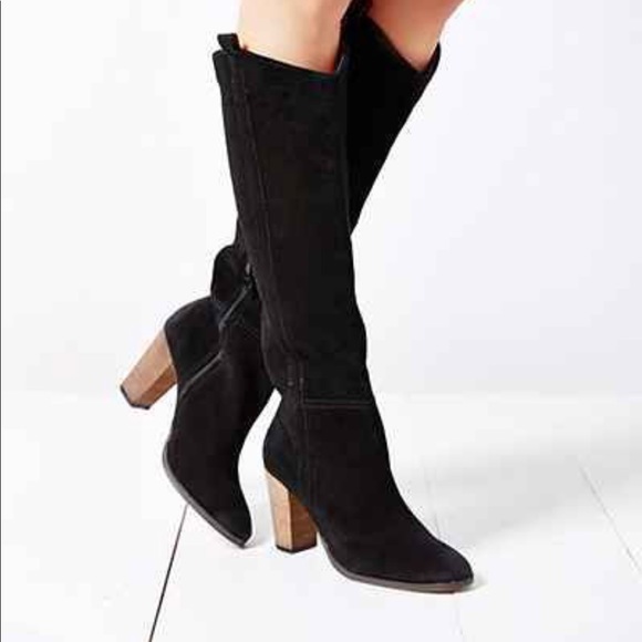tall black boots with block heel